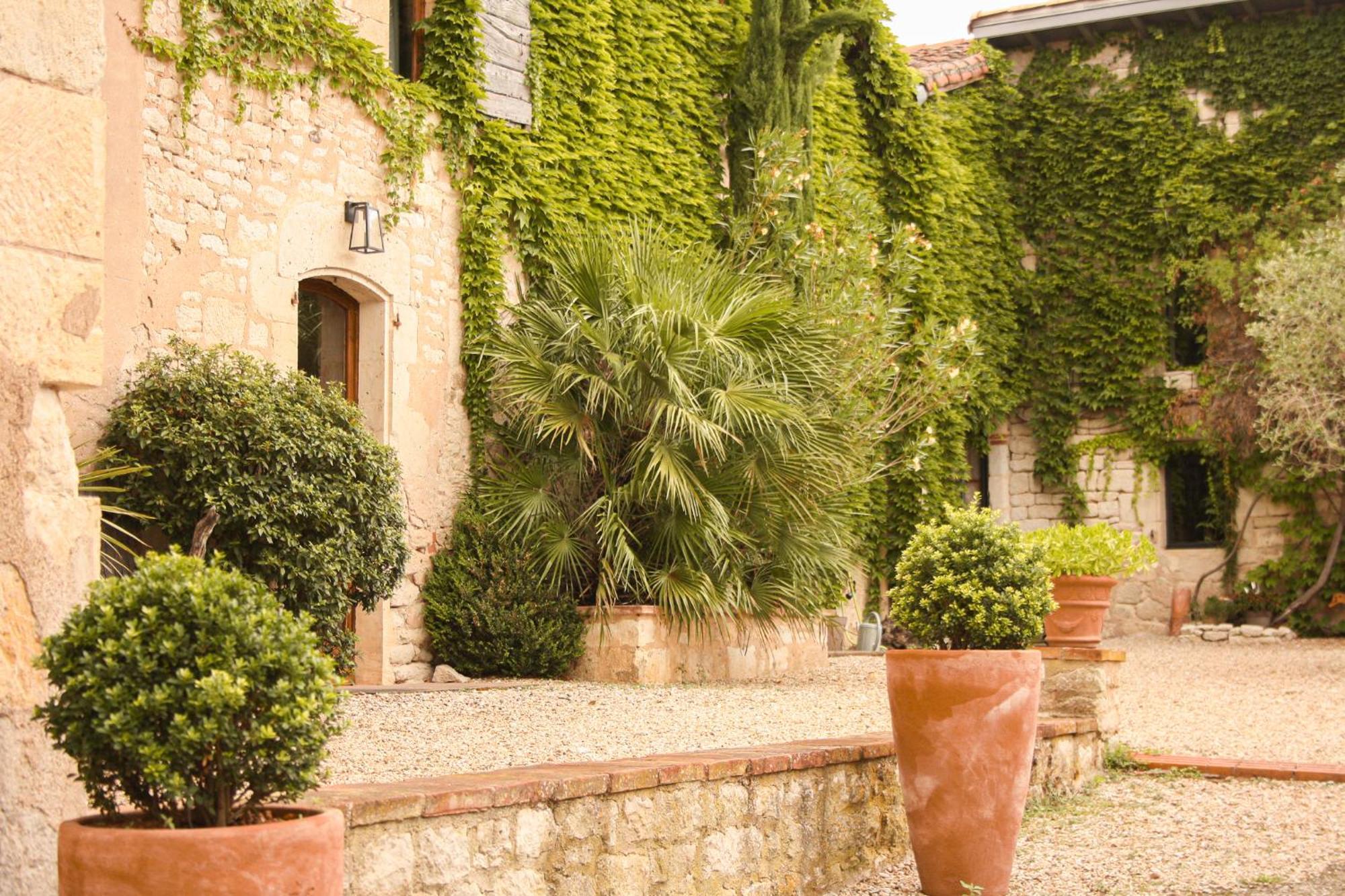 ホテル Domaine De La Monestarie - Teritoria Bernac  エクステリア 写真